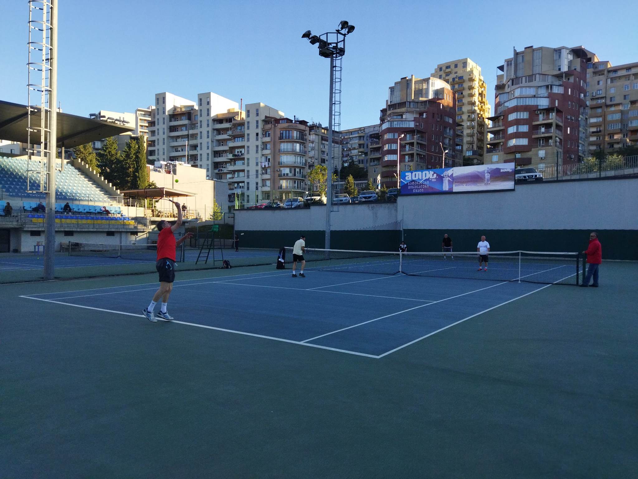 თბილისში მოყვარულთა შორის ჩოგბურთის ღია ჩემპიონატი გაიმართა