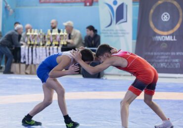 თავისუფალ ჭიდაობაში ამირან მაისურაძისა და შოთა კიკაბიძის ხსოვნისადმი მიძღვნილი ტურნირი გაიმართა