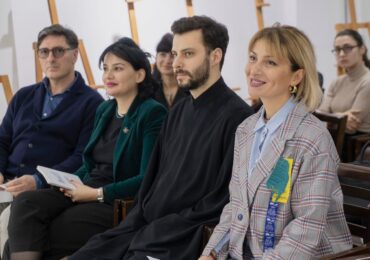 ვალერი არქანიას სახელობის არტ-გალერეაში, ლიტერატურული კონკურსის, „ვილაპარაკოთ აფხაზეთზე“ გამარჯვებულების დაჯილდოების ცერემონია გაიმართა