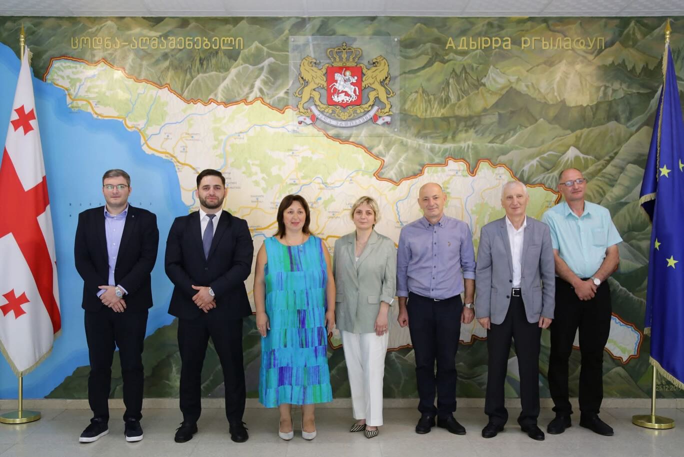 აფხაზეთის კულტურის, სპორტის და ახალგაზრდულ საქმეთა სააგენტოს დირექტორი ავთანდილ ძაგანია სოხუმის უნივერისტეტის რექტორ თეა ჯუღელს შეხვდა