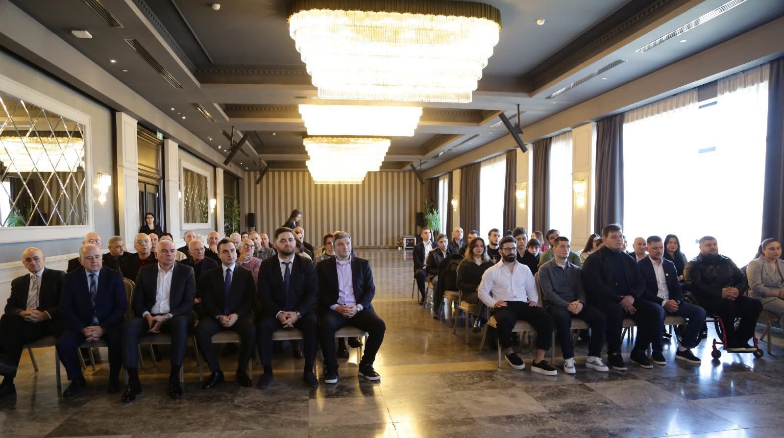 წარმატებული სპორტსმენების დაჯილდოება